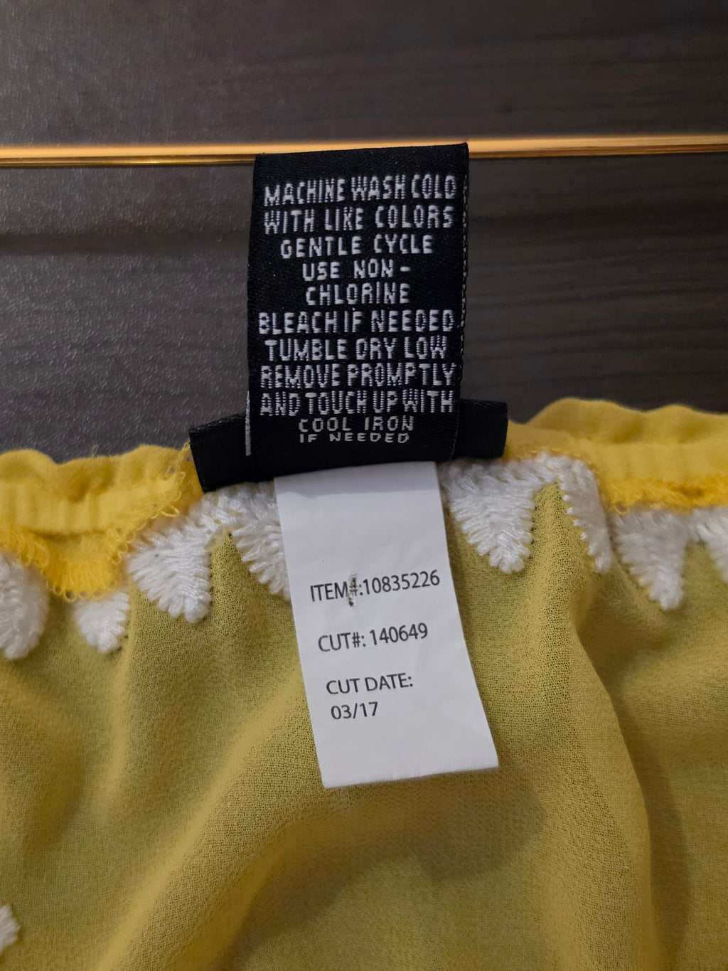 Sunshine Daisy Peasant Top