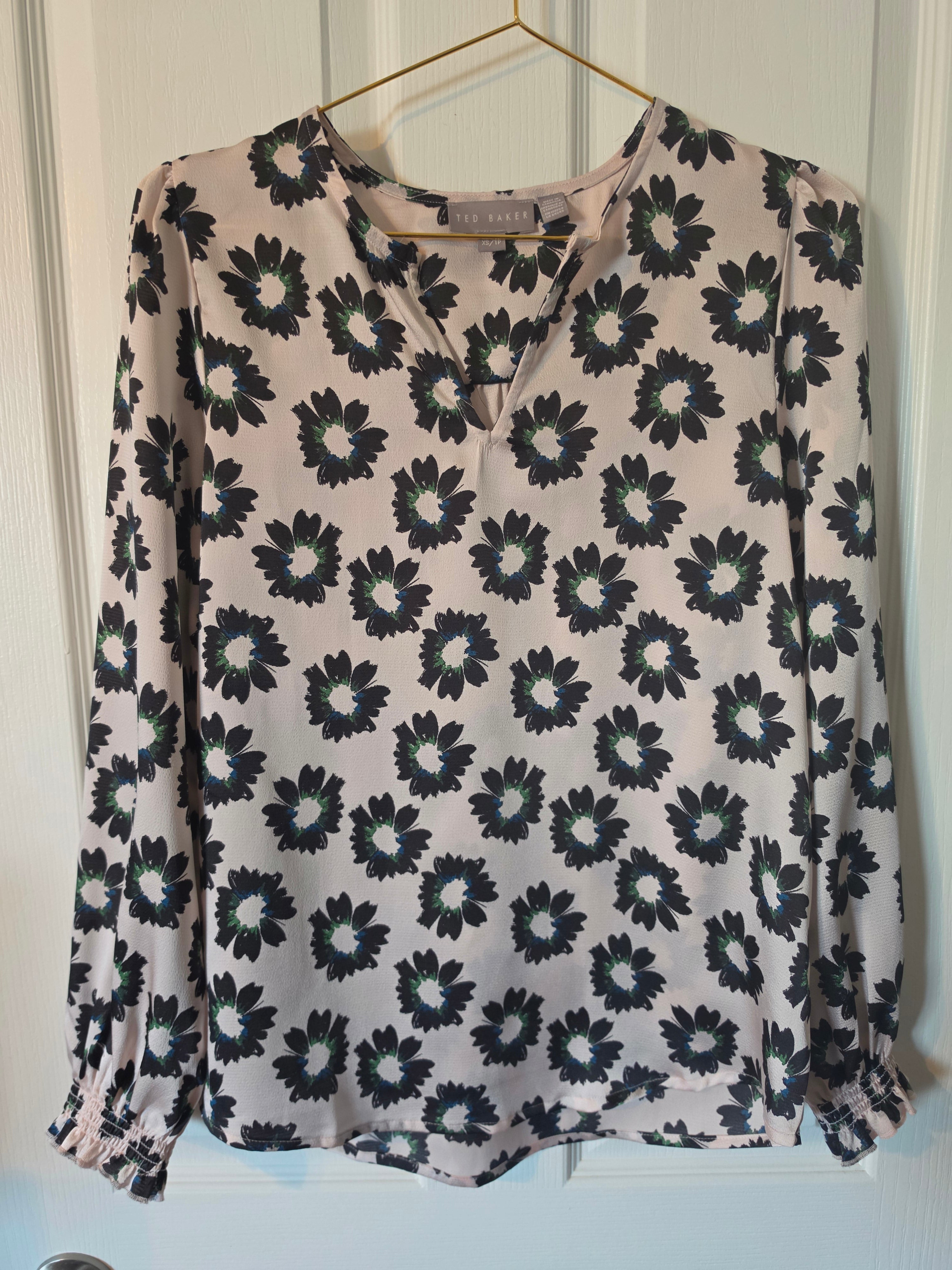 Daisy Dream Blush Blouse