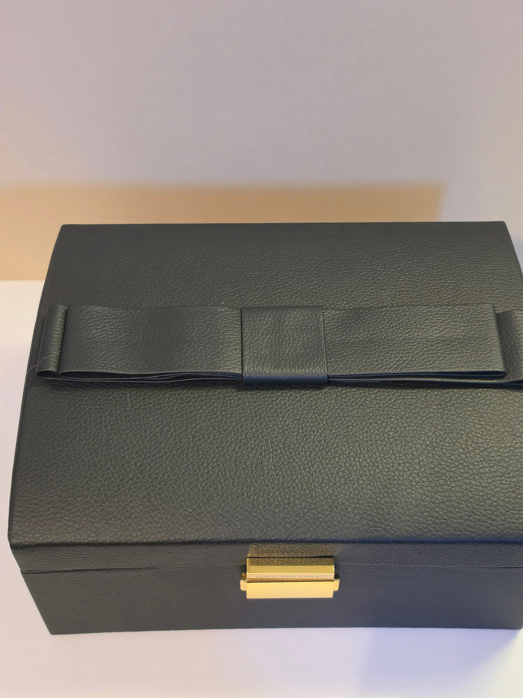 Origami Owl Noir Bow Jewellery Box