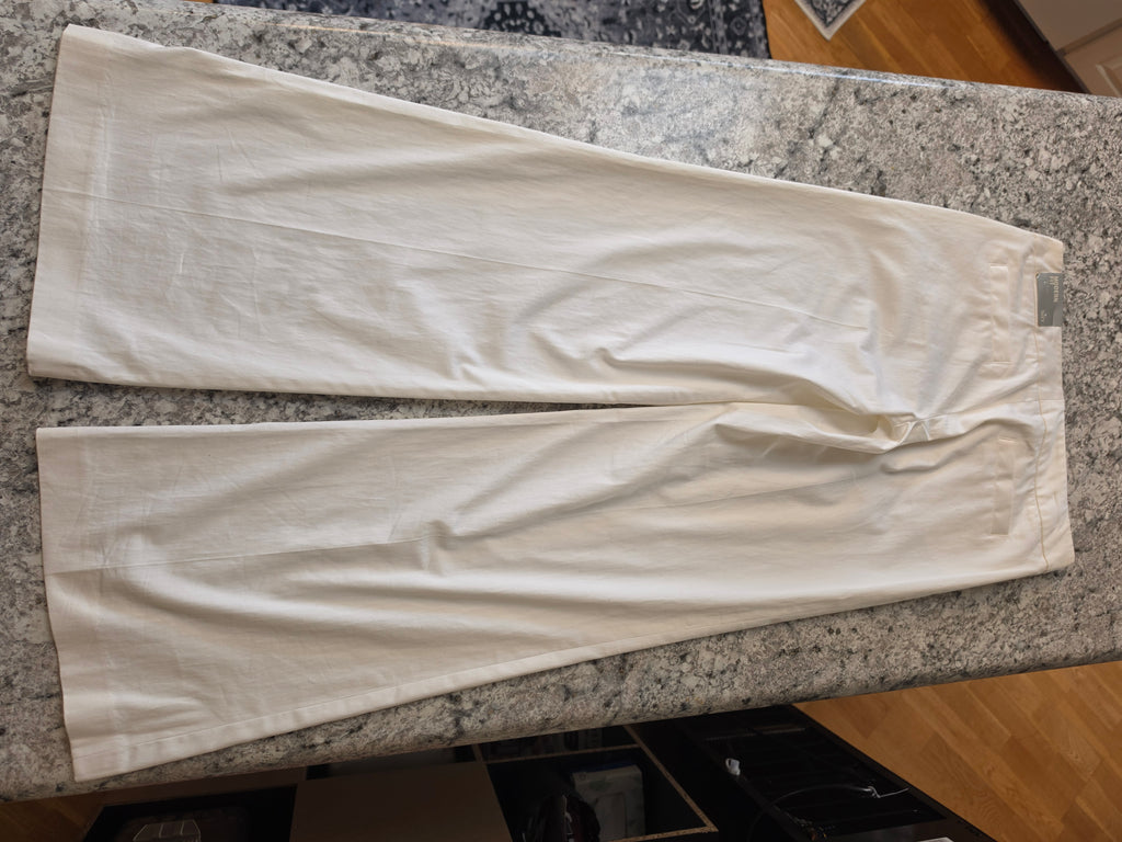 Ivory Reverie — Suzy Shier Low Rise Wide-Leg Trouser