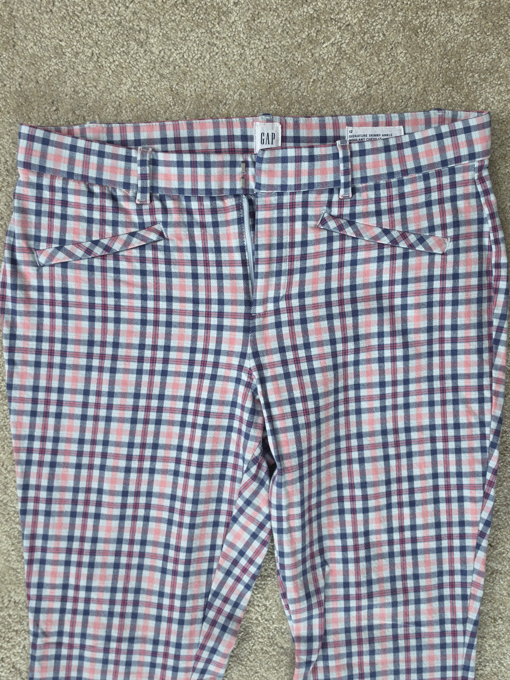 Plaid & Playful — GAP Signature Skinny Ankle Trousers in Pink & Navy Check