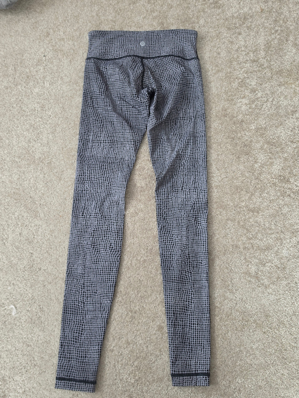 The Grid Theory — lululemon High-Rise Grid-Print Legging