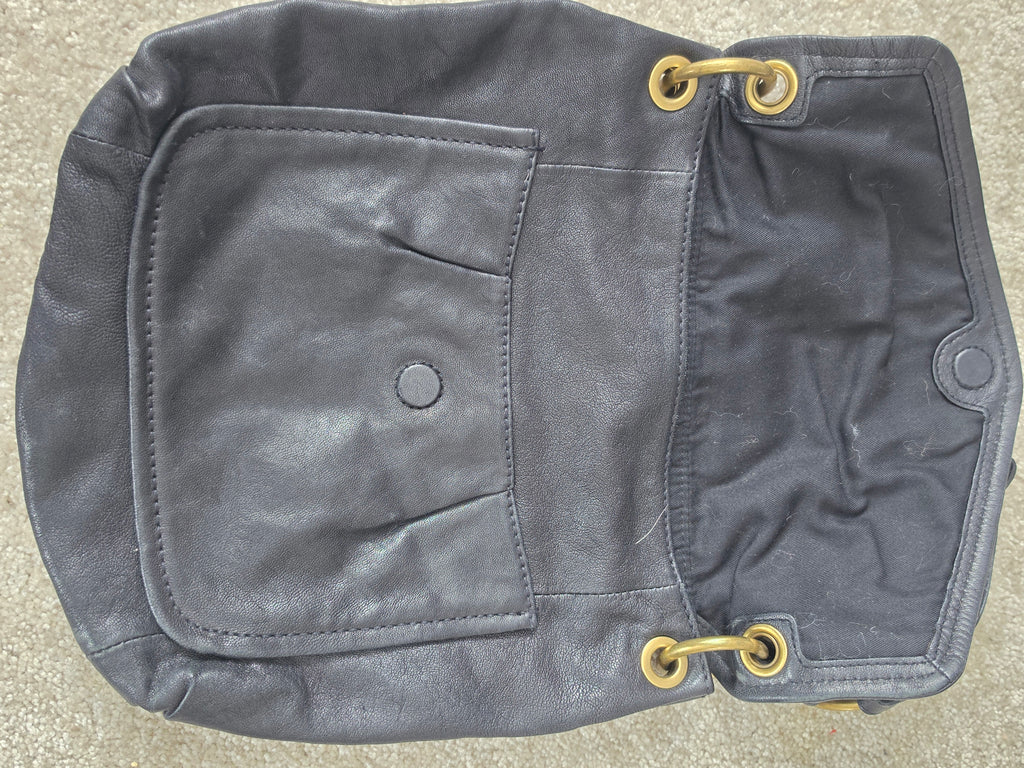 Midnight Wanderer — Fossil Long Live Vintage Black Leather Hobo Bag