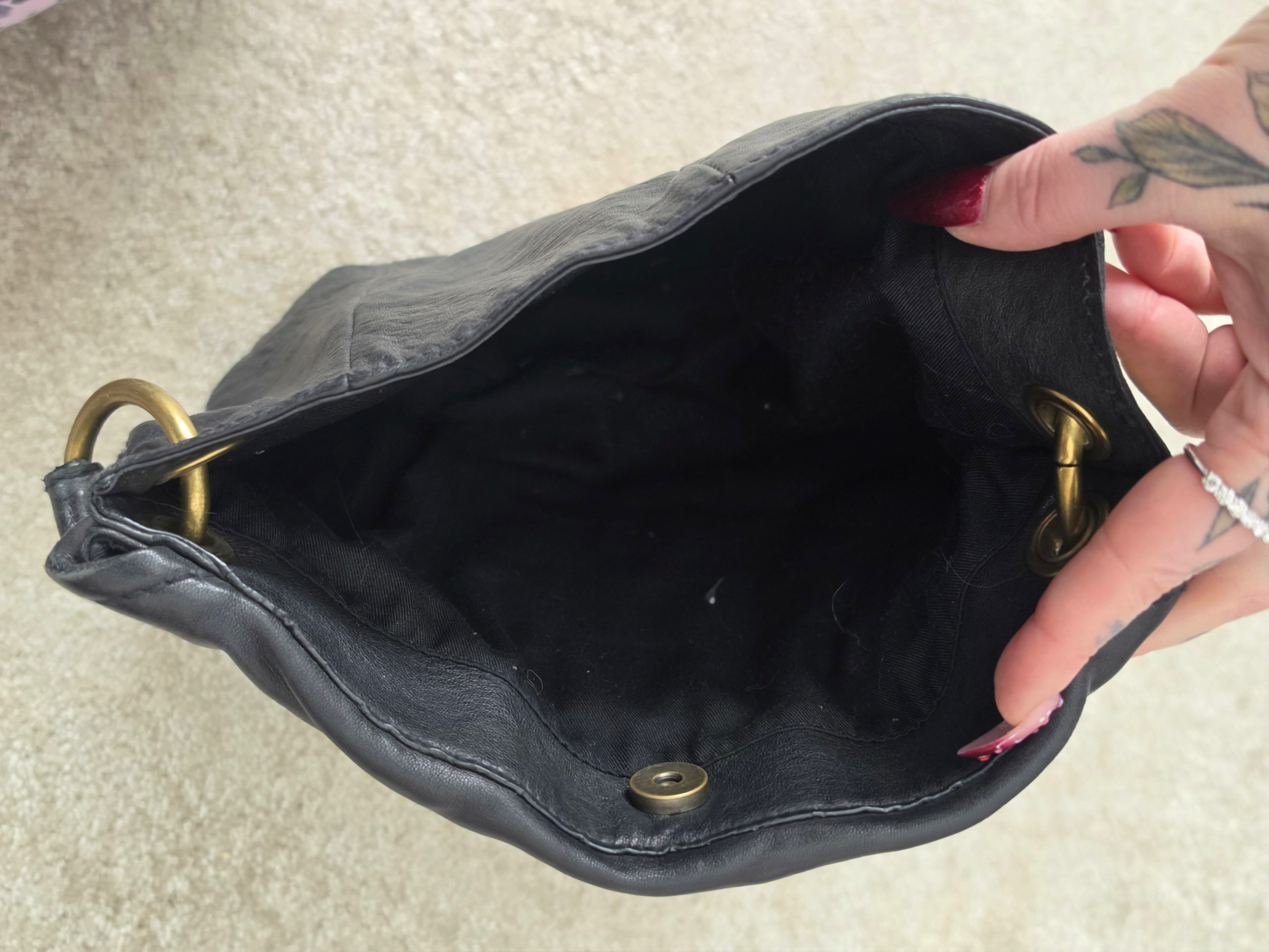 Midnight Wanderer — Fossil Long Live Vintage Black Leather Hobo Bag