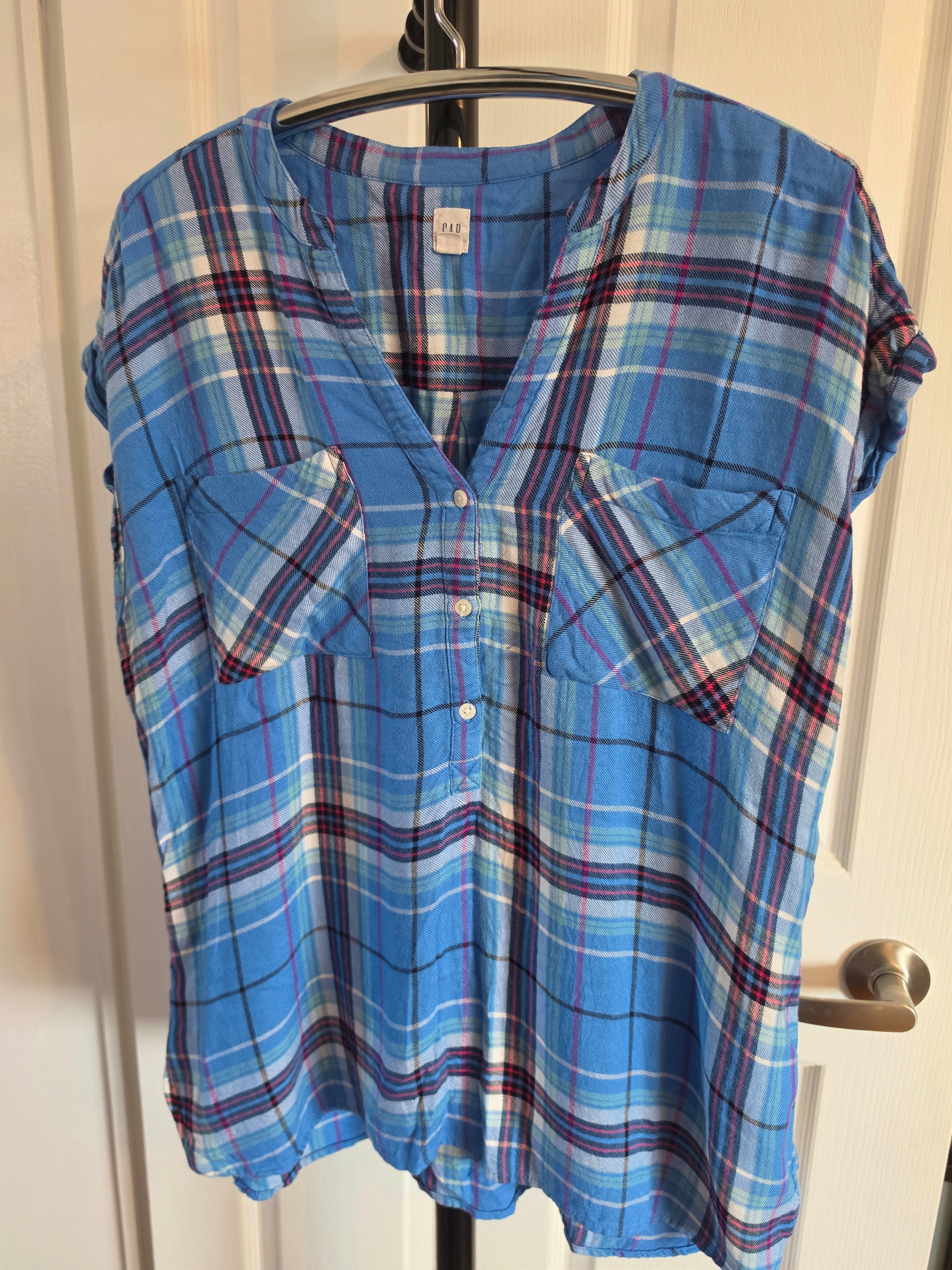 Blue Skies & Plaid — GAP Popover Blouse in Cornflower Plaid