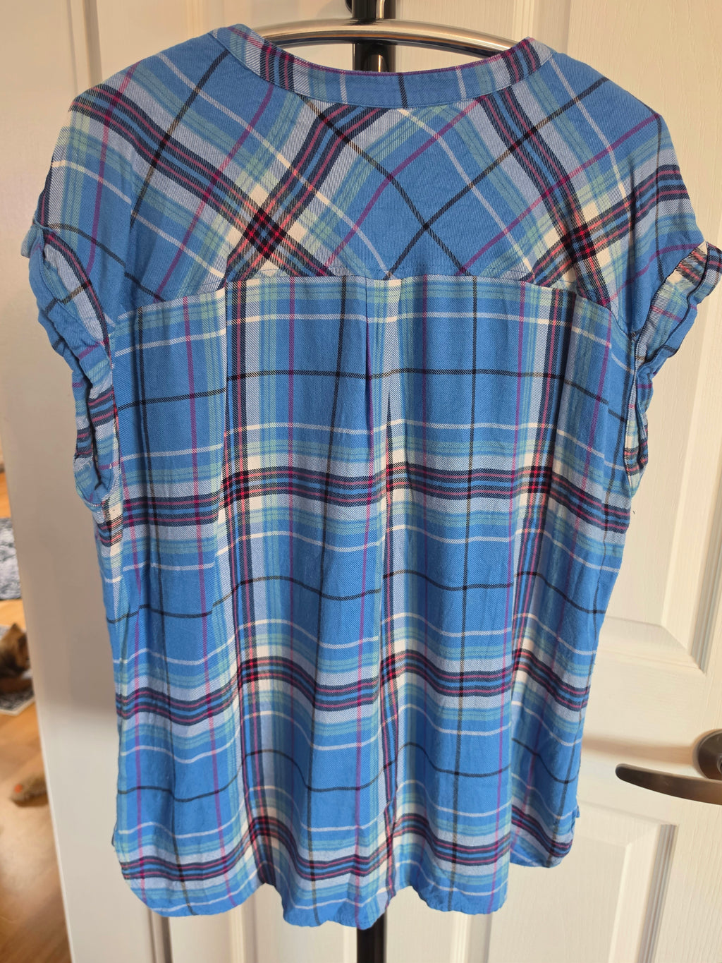 Blue Skies & Plaid — GAP Popover Blouse in Cornflower Plaid