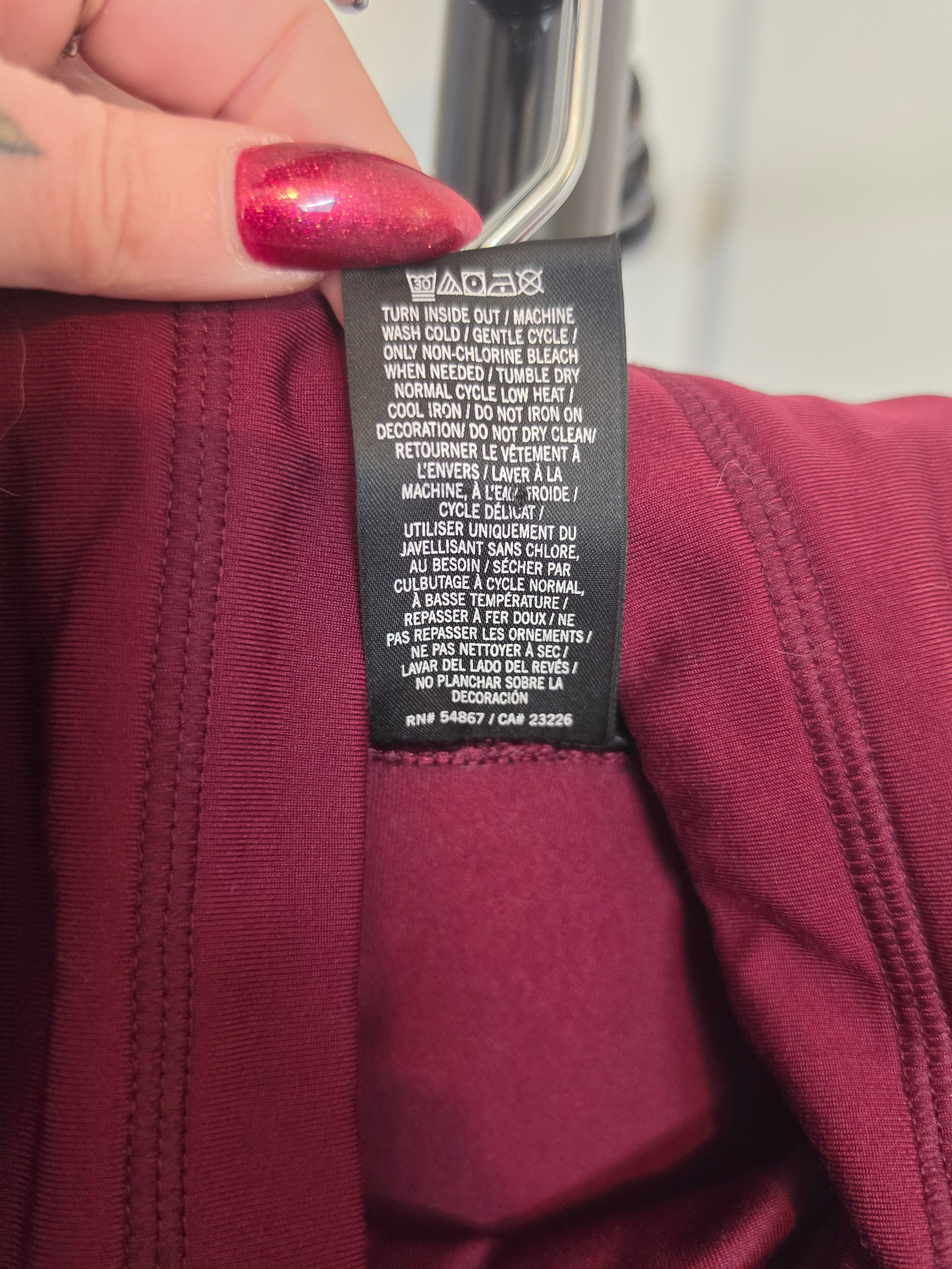 Wine & Fire — Victoria's Secret PINK Colour-Block Pullover