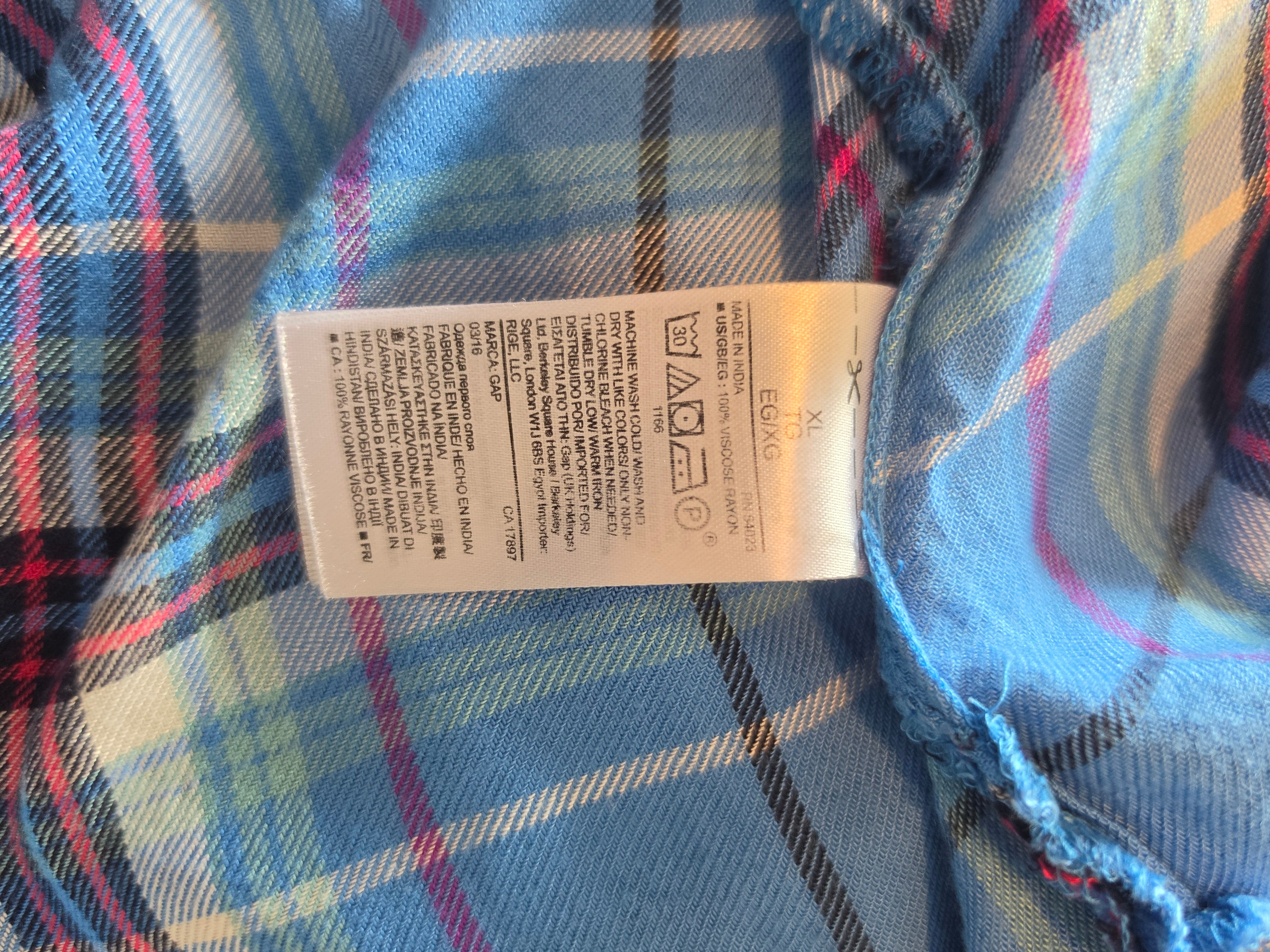 Blue Skies & Plaid — GAP Popover Blouse in Cornflower Plaid