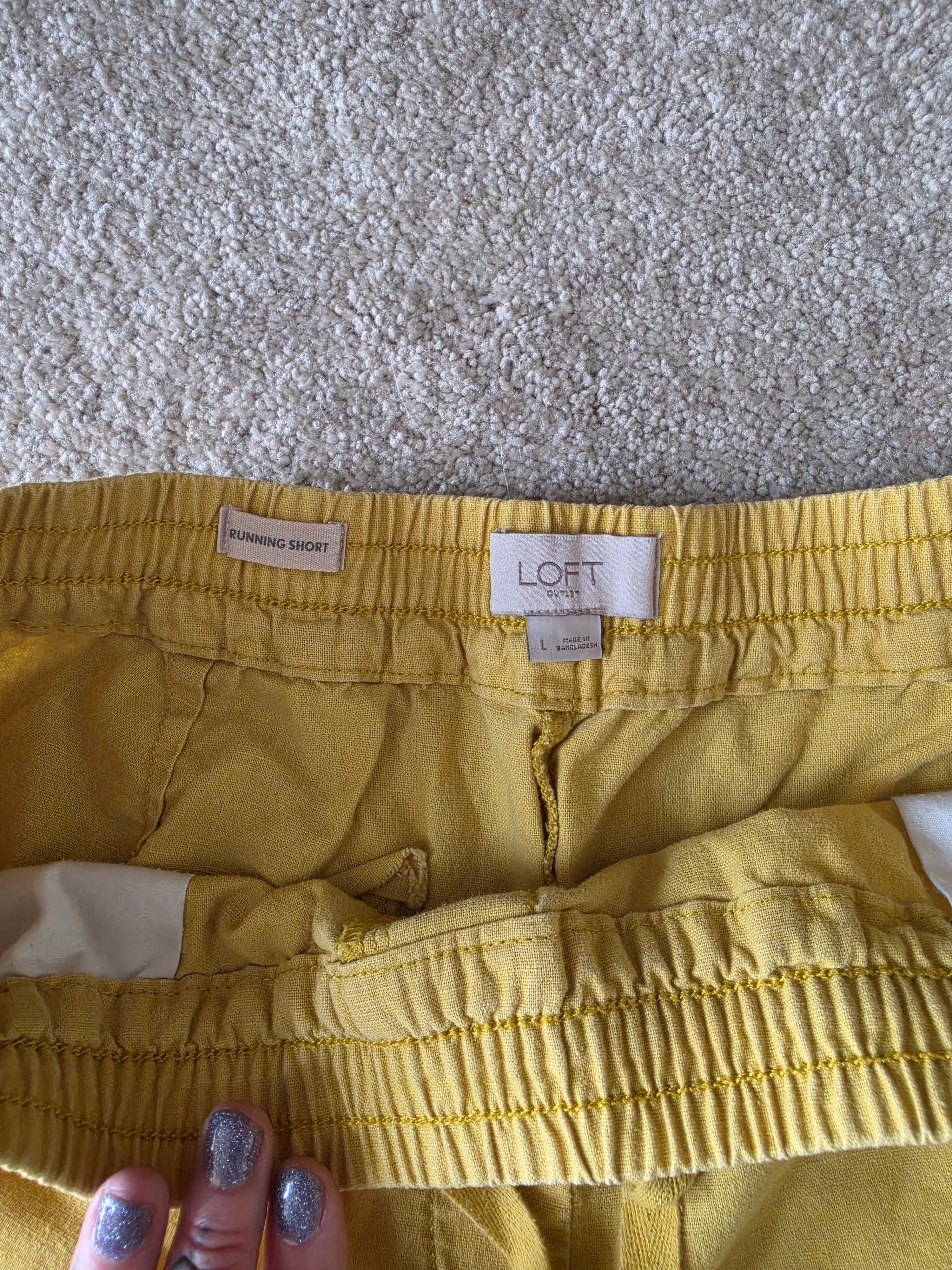 LOFT Outlet Golden Hour Running Shorts - label detail
