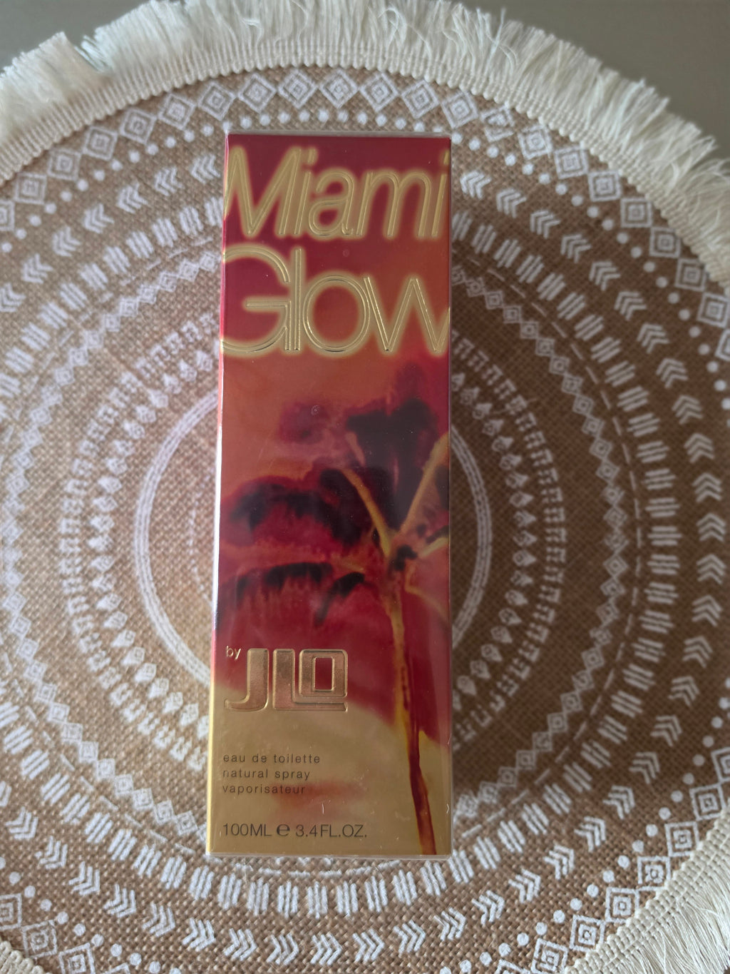 JLo Miami Glow EDT — box side view