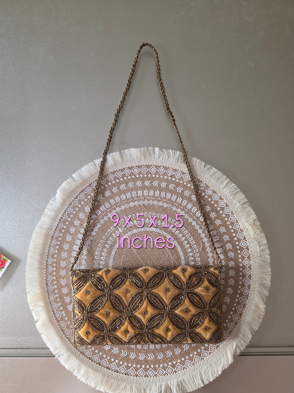 The Amber Oracle Clutch
