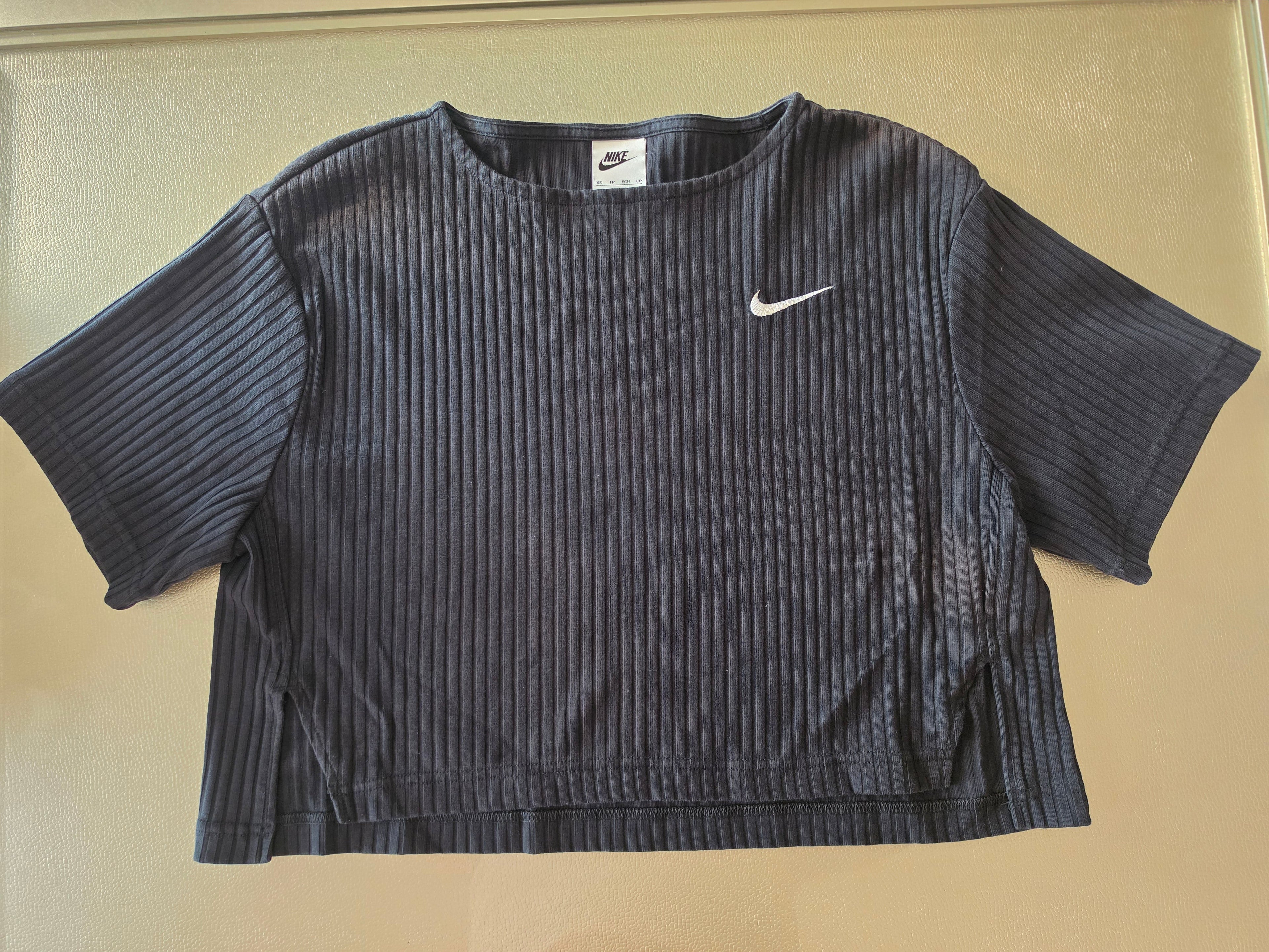Nike Ribbed Crop Tee — front view