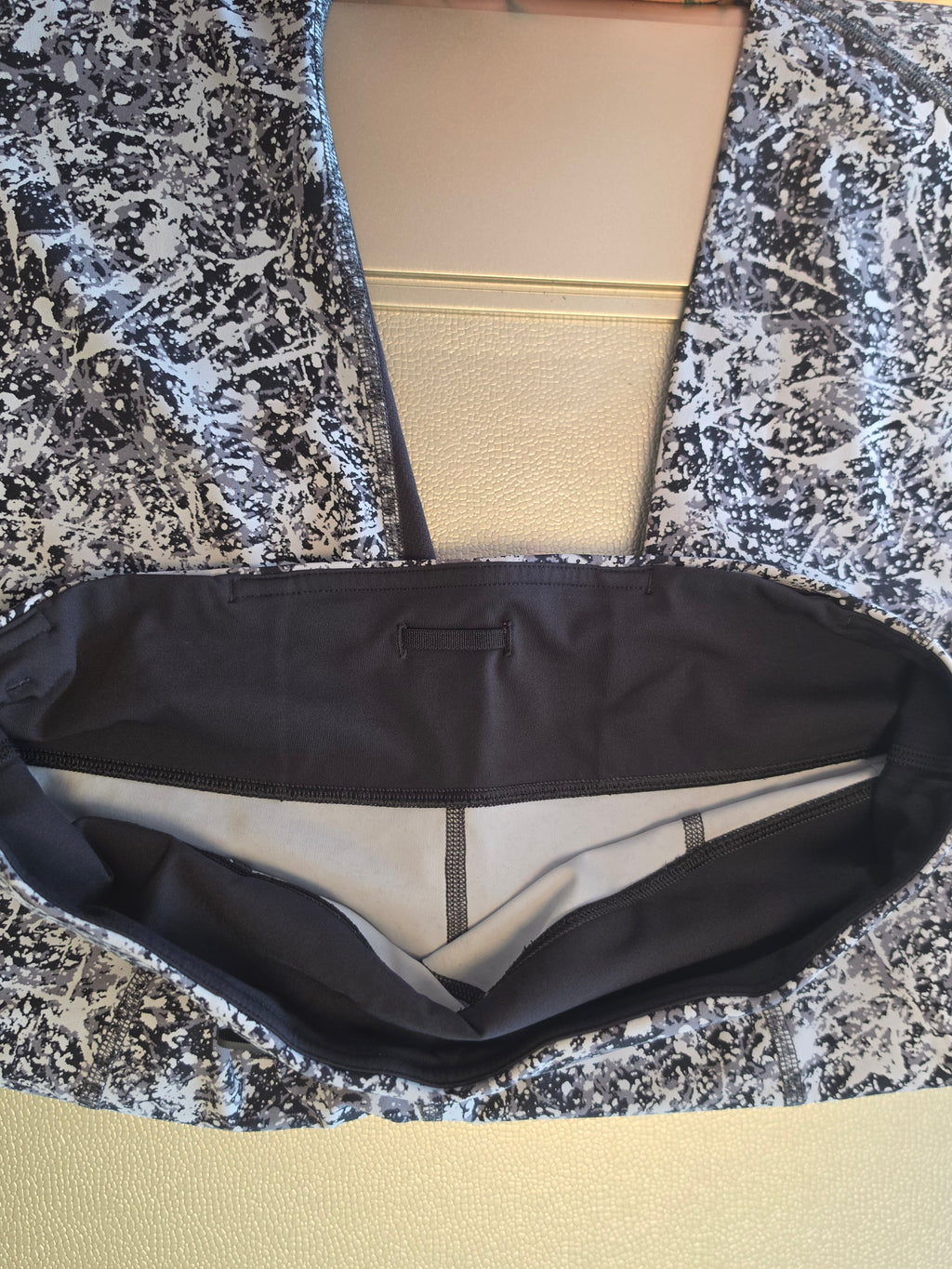 Splatter Season Pace Rival Crop — Lululemon