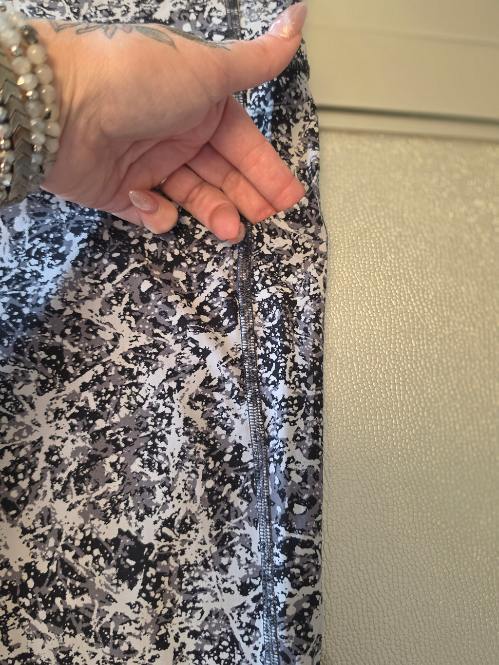 Splatter Season Pace Rival Crop — Lululemon