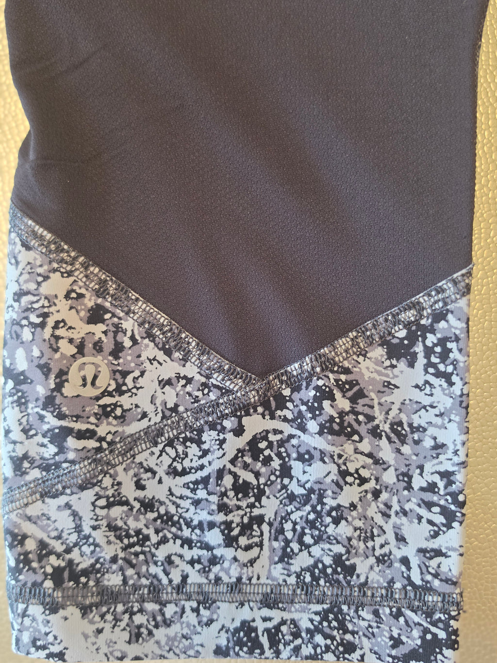 Splatter Season Pace Rival Crop — Lululemon