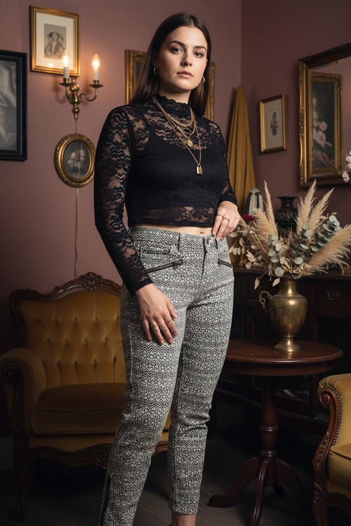 Geometric trousers - monochromatic styling