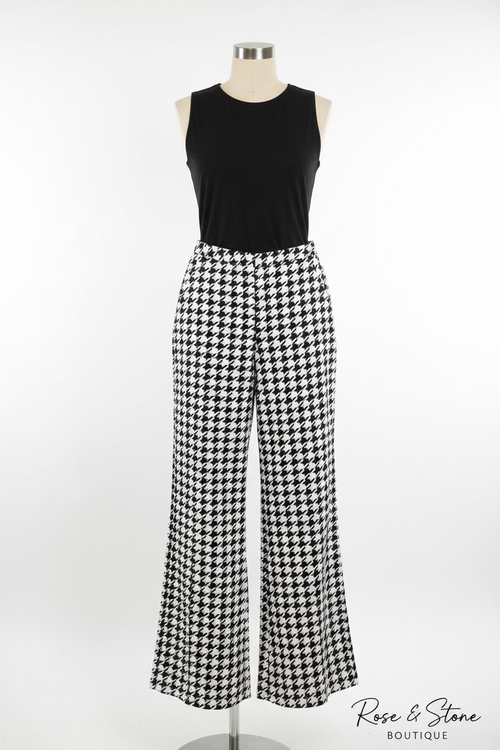 Clean Mannequin – Houndstooth Wide-Leg Trousers