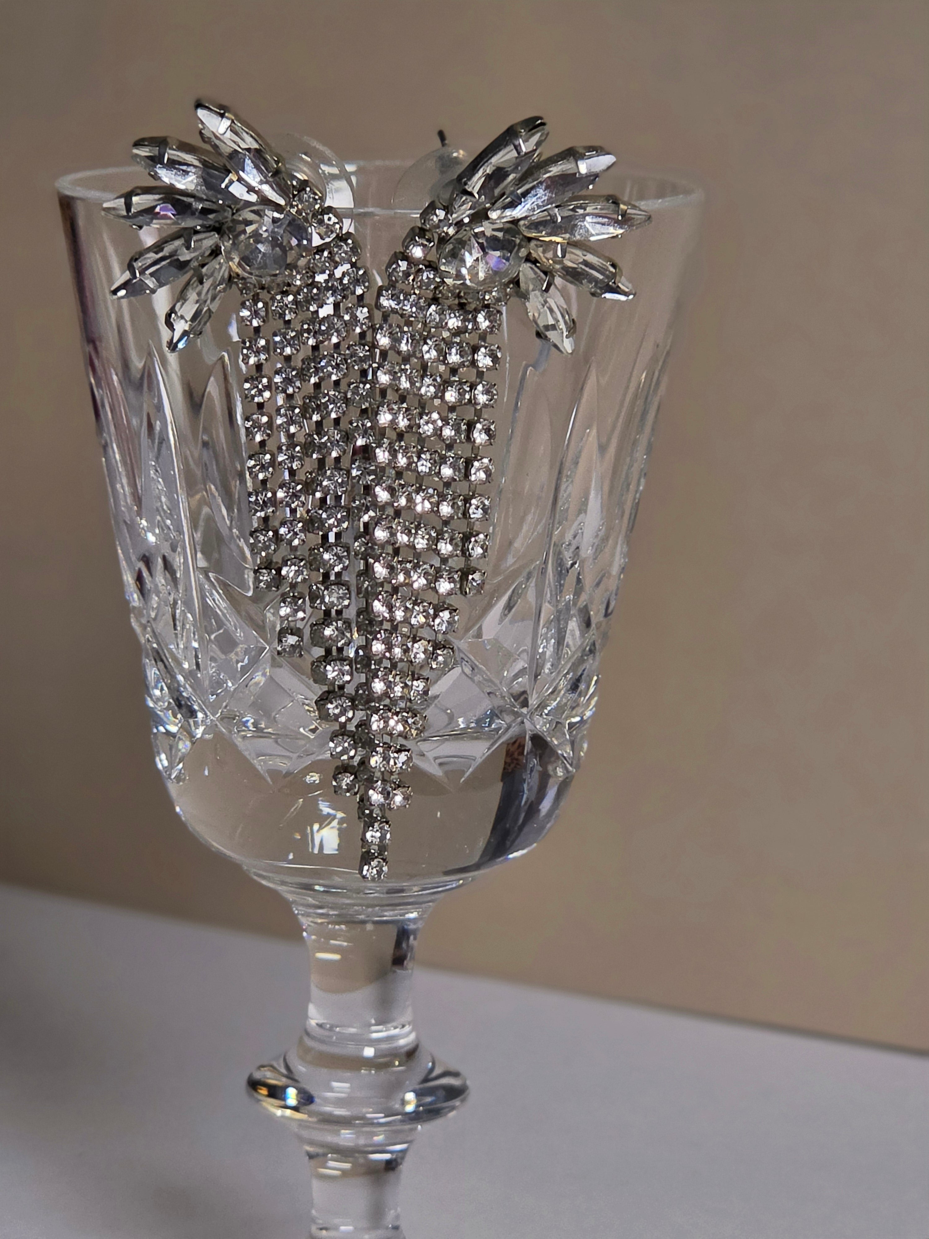 Falling Stars — Vintage Inspired Crystal Rhinestone Chandelier Earrings