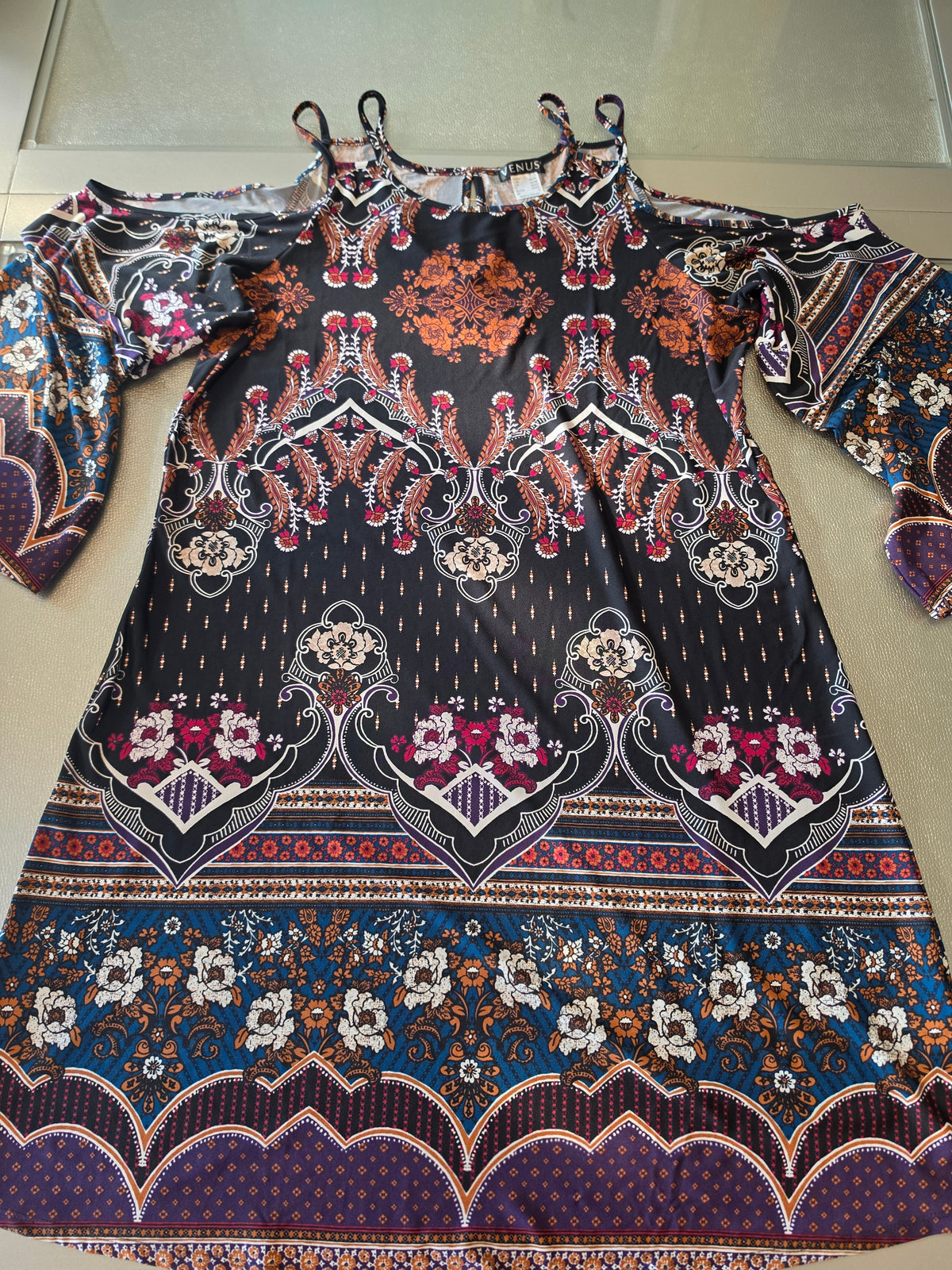 Venus Boho Medallion Cold-Shoulder Flutter Sleeve Mini Dress — Size L