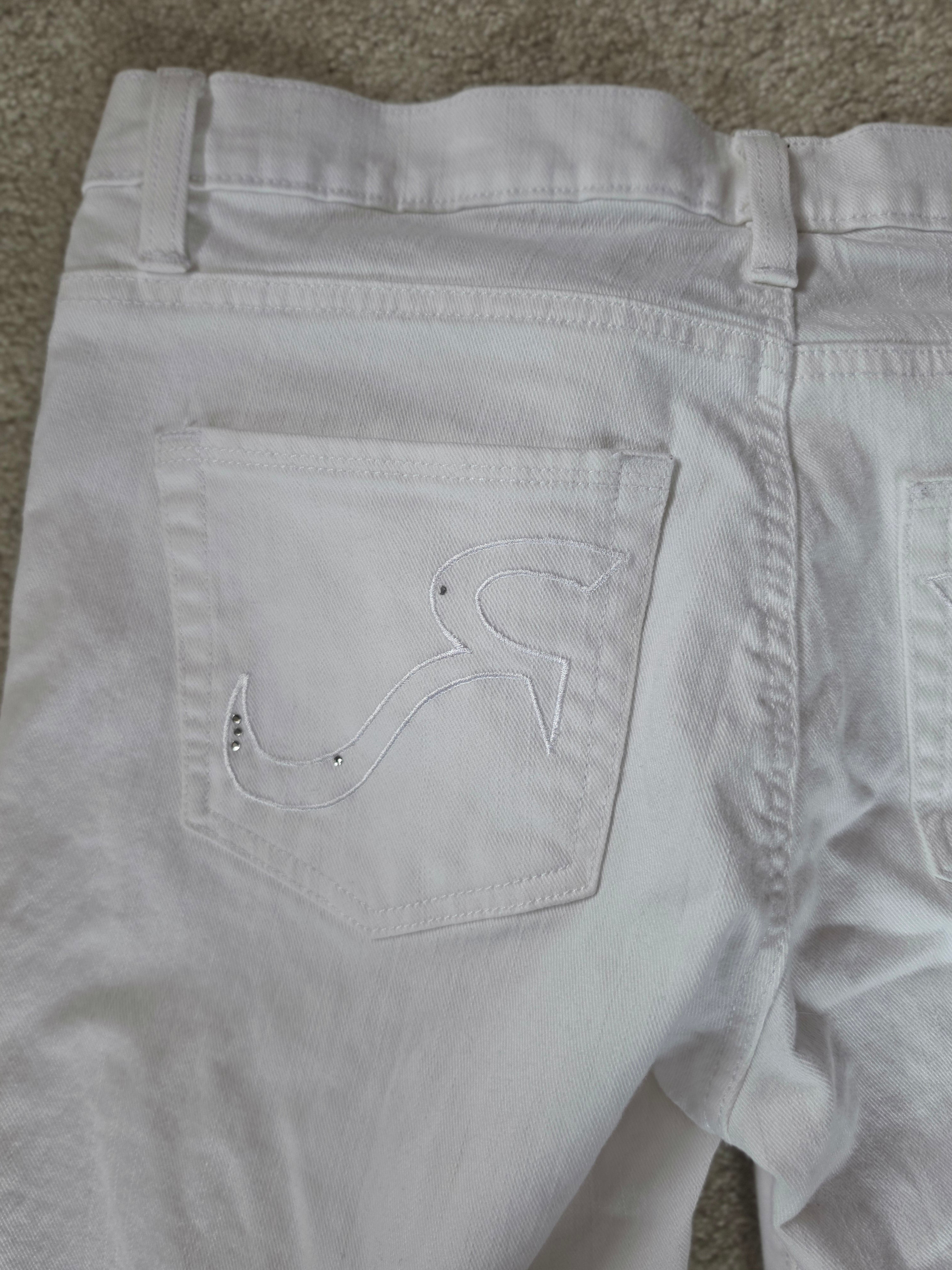 The White Rebellion — Rock & Republic Skinny Jeans