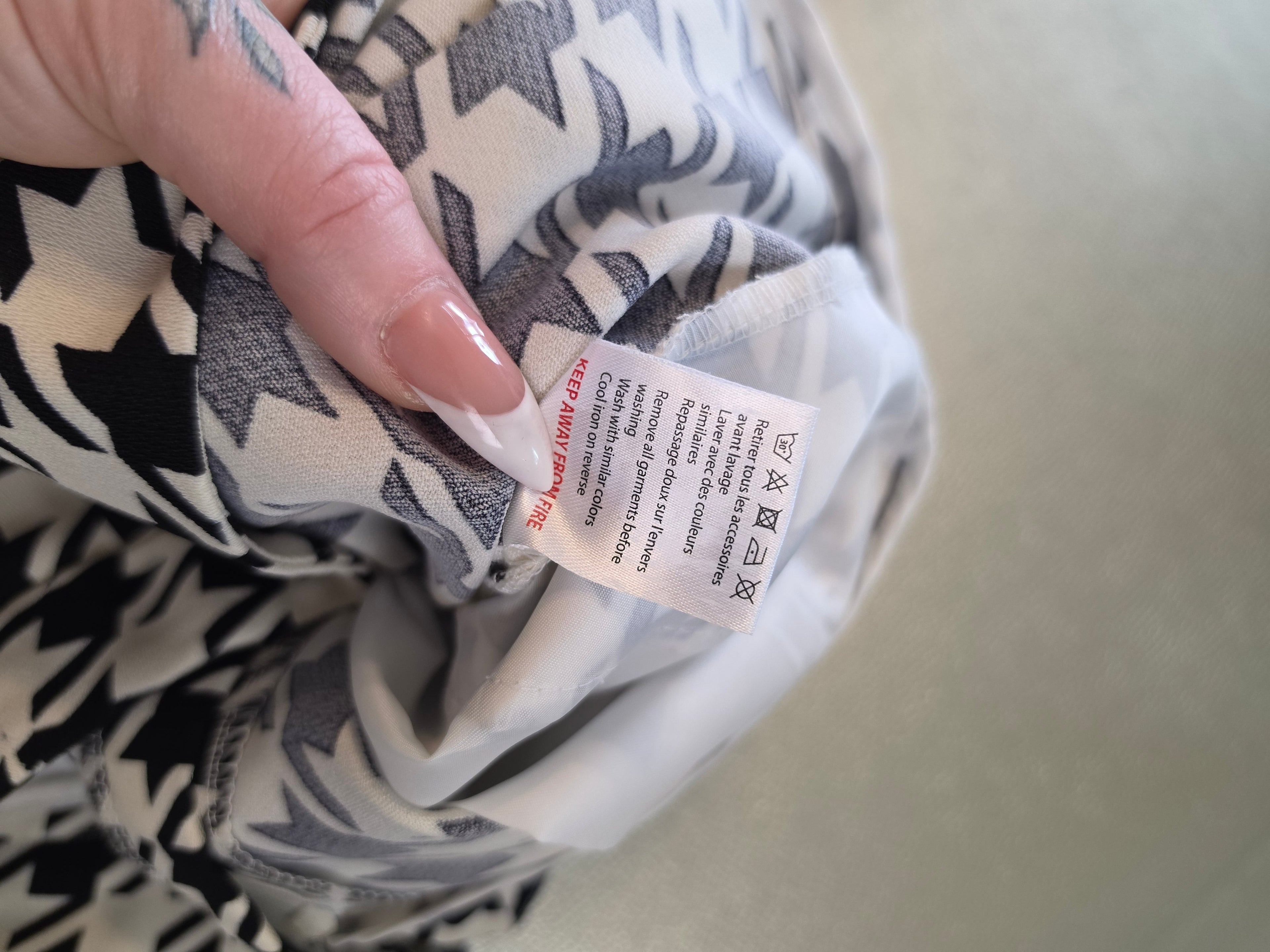 Darkly Checked Wide-Leg Trousers