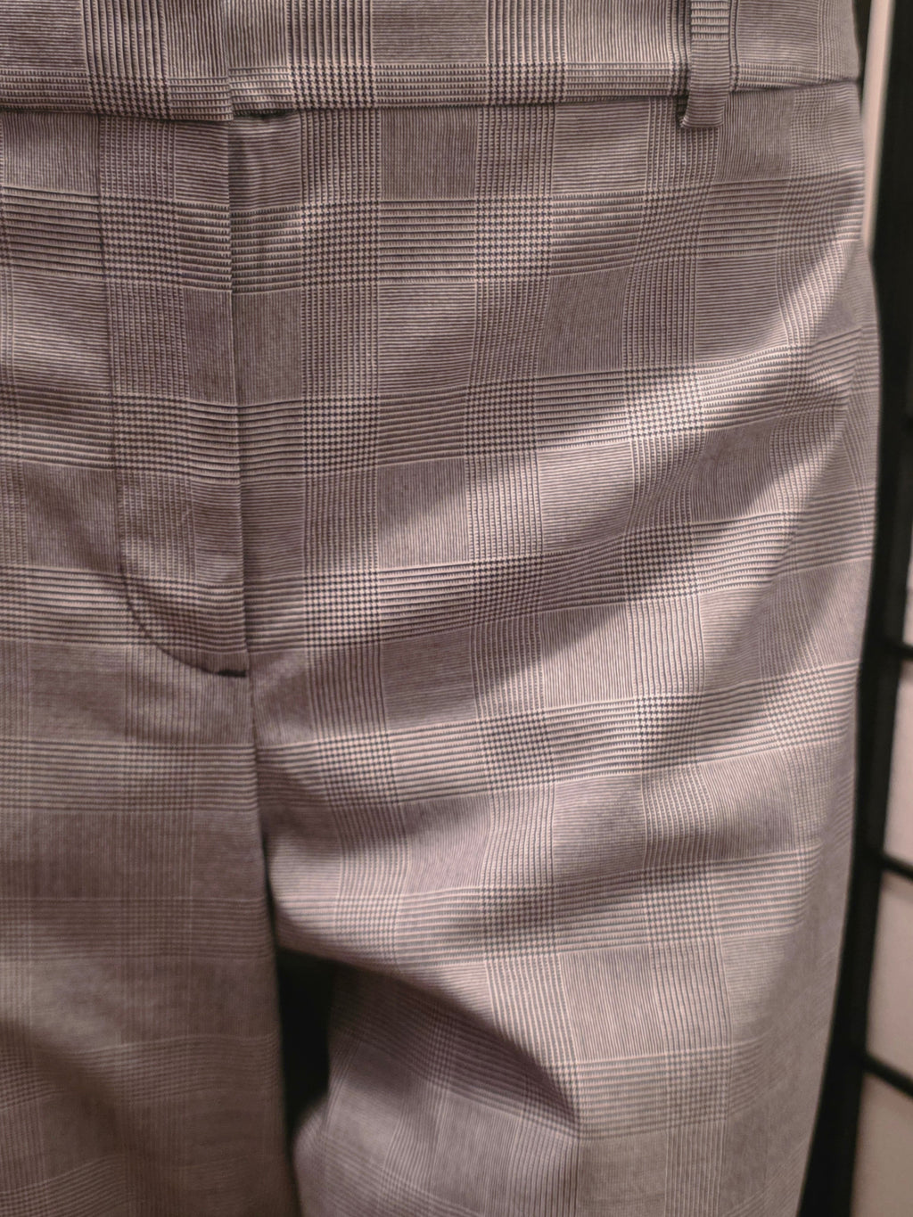 Elegantly Tailored Glen Plaid Trousers