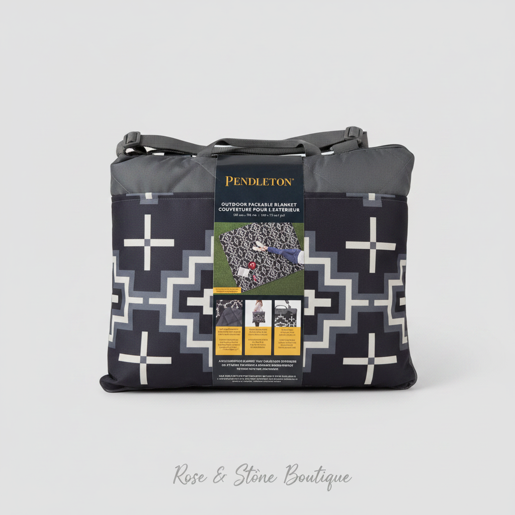 The Wanderer Packable Blanket — Pendleton Navy