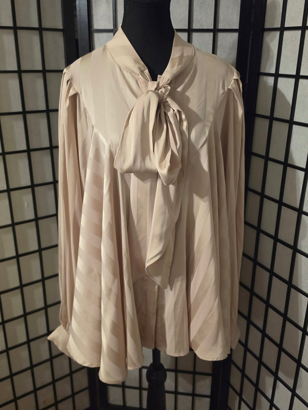 The Whispered Bow Blouse – Apricot