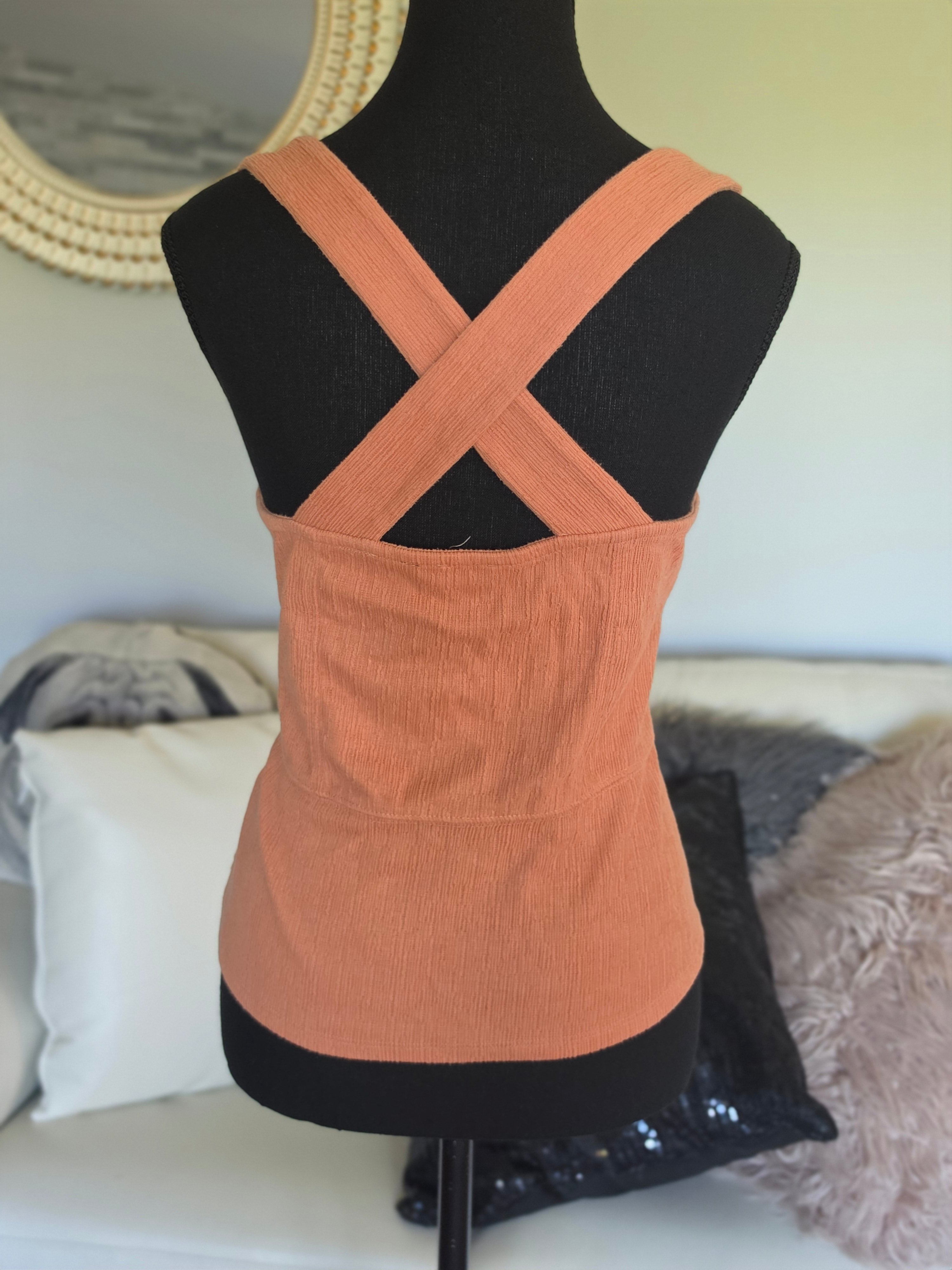 Kismet Peach Crinkle Crossback Peplum Tank — L