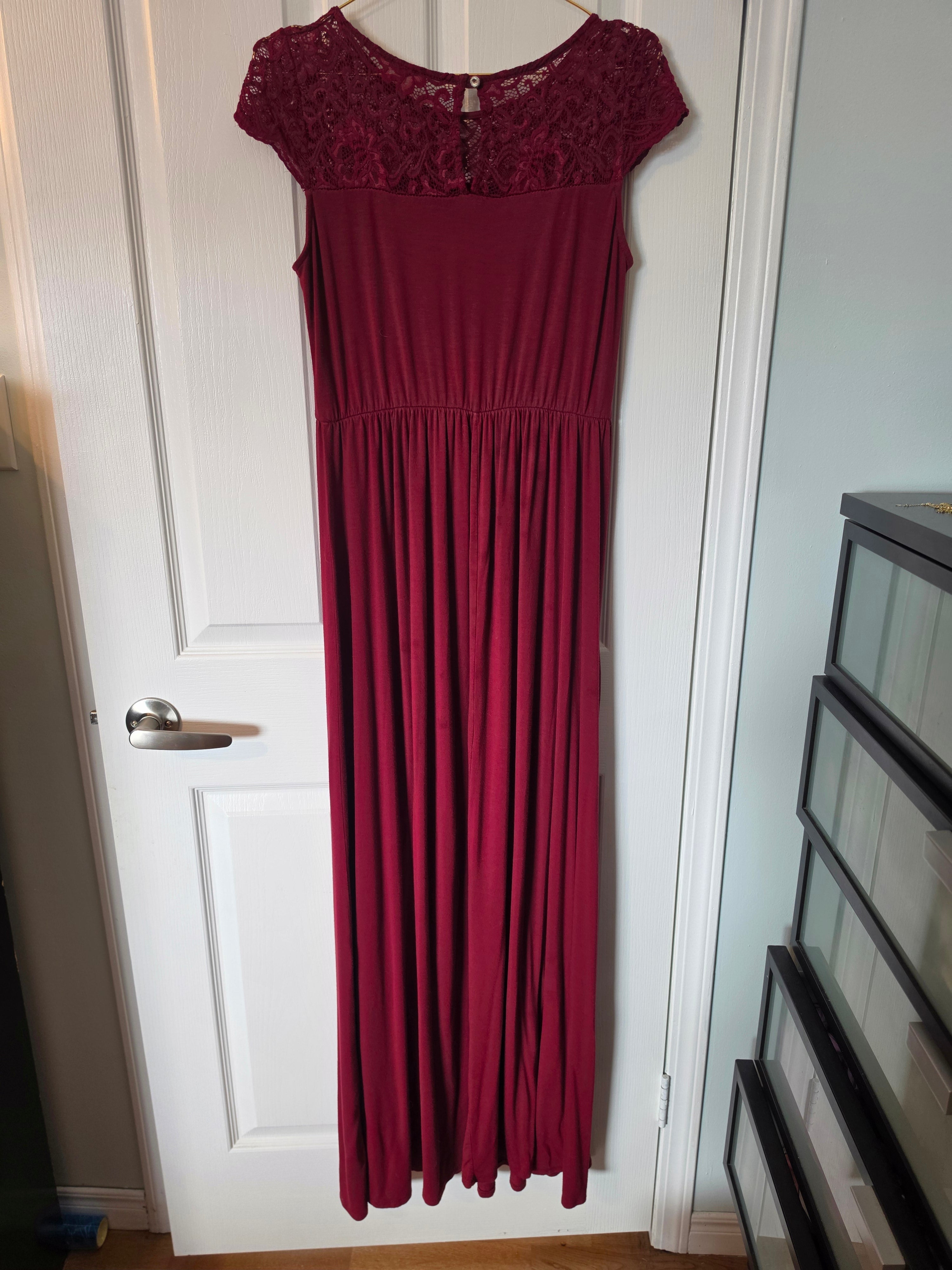 Darkly Blooming Crimson Lace Maxi Dress