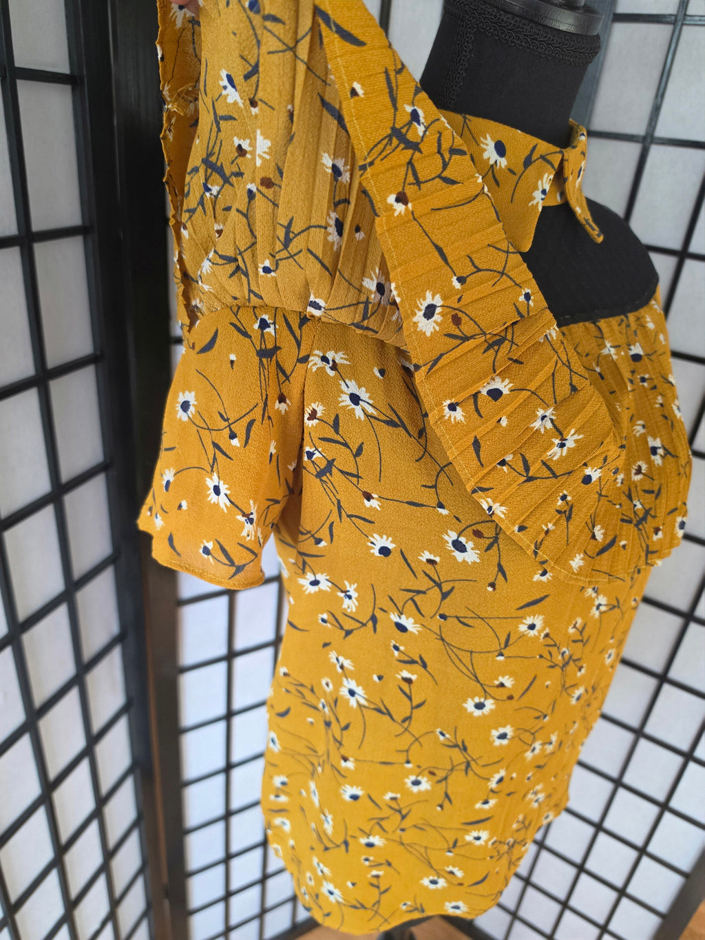 The Daisy Ruffle Off-Shoulder Top