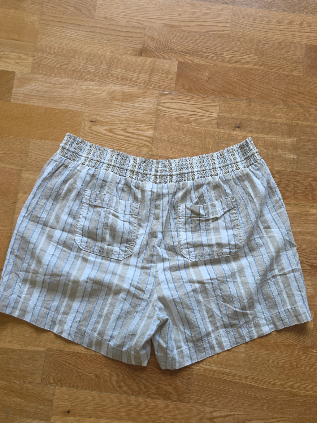 The Lazy Sunday Linen Short — Briggs New York Striped Smocked Waist