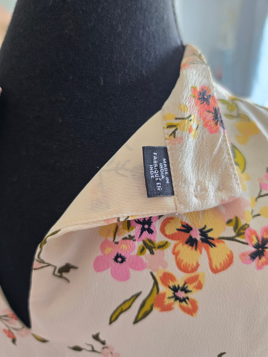 Botanical Garden Ruffle Blouse in Cream