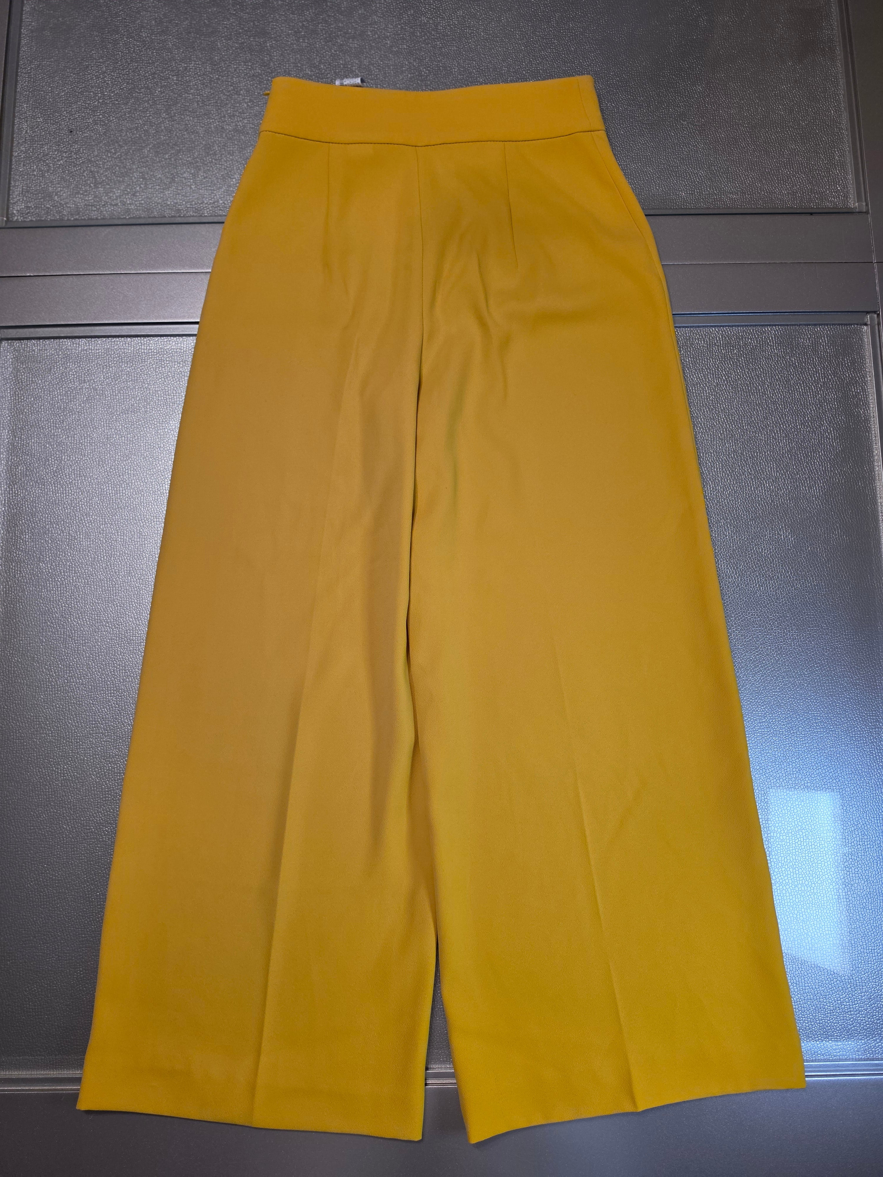 The Saffron Edit Wide-Leg Trouser