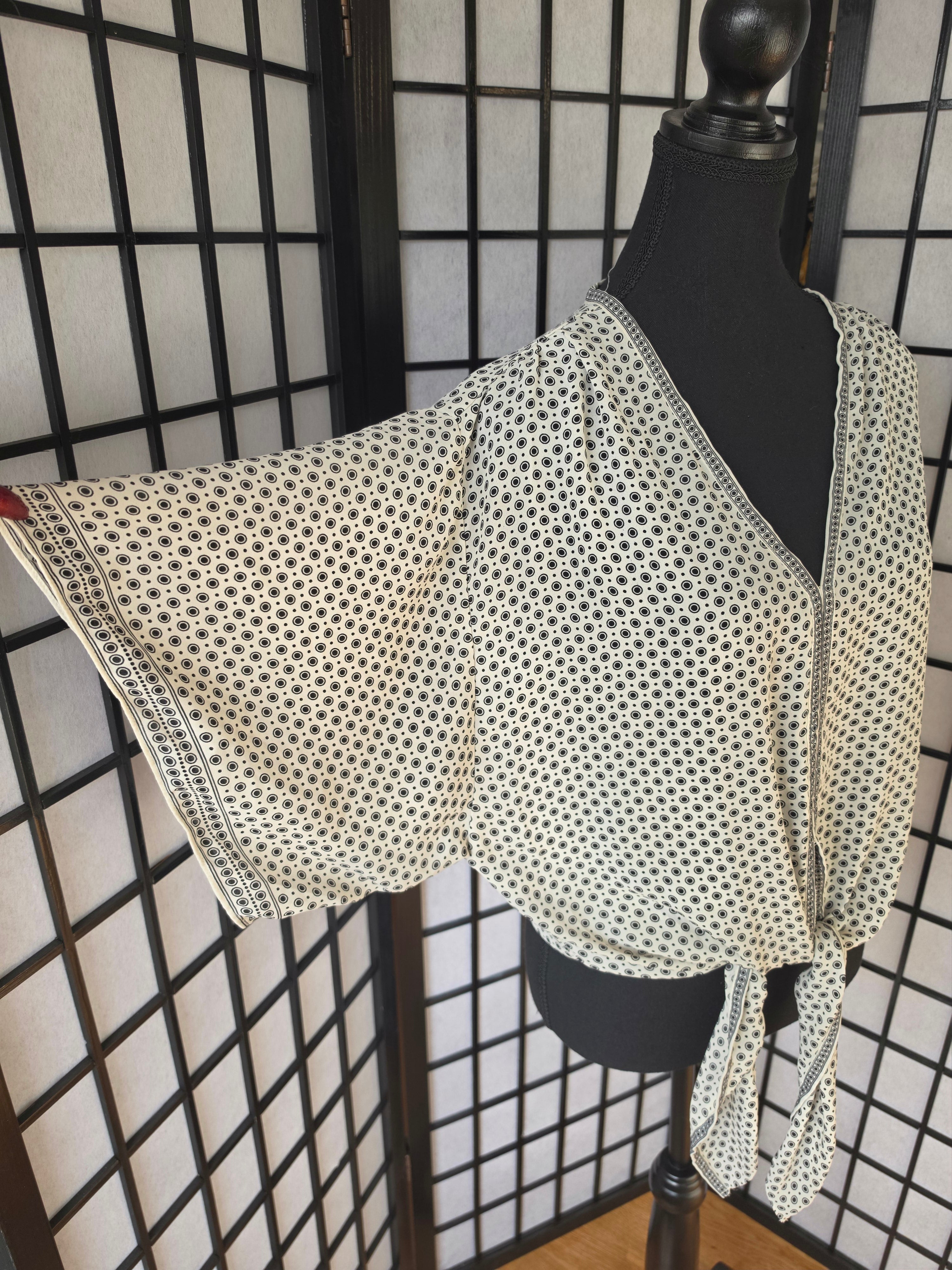 The Orbit Wrap Top – Max Studio