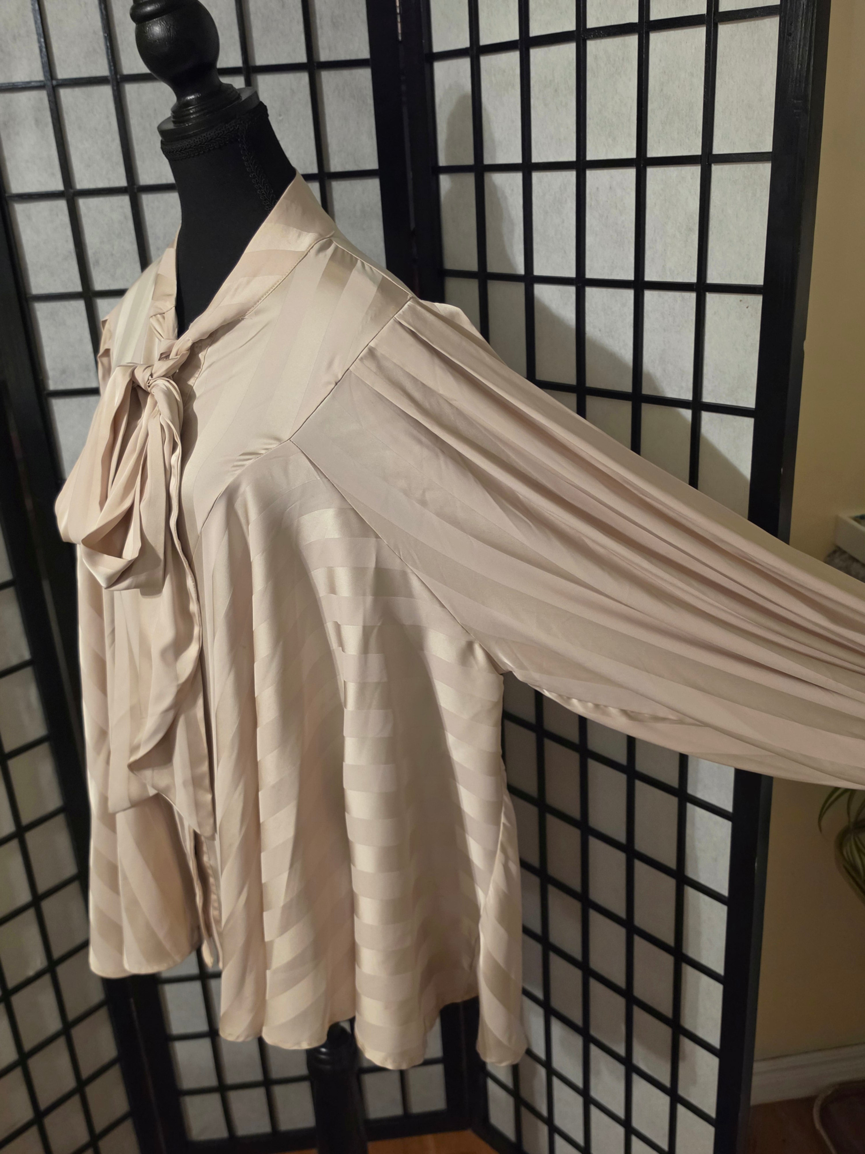 The Whispered Bow Blouse – Apricot