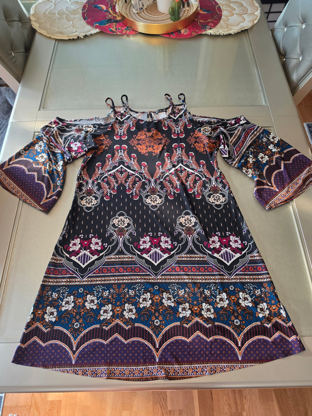 Venus Boho Medallion Cold-Shoulder Flutter Sleeve Mini Dress — Size L